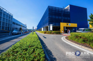 Parkovisko IKEA a Avion, Bratislava Parkovisko IKEA a Avion, Bratislava