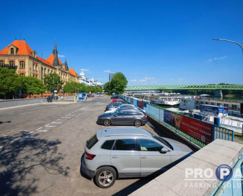 Parkovisko Osobný prístav, Bratislava